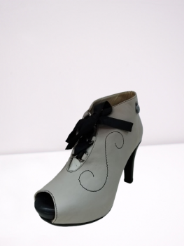 Stiletto 7Hills Pumps Schuhe Gr. 37 Kaffee