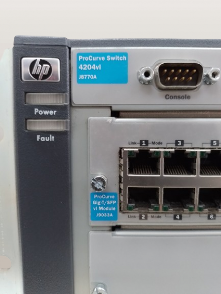 HP Procurve Switch 4204VL mit Modulen J9033A + J8764A