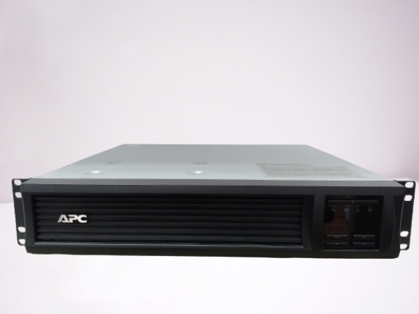 APC SMT750RMI2UC USV, inkl. Garantie Rechnung